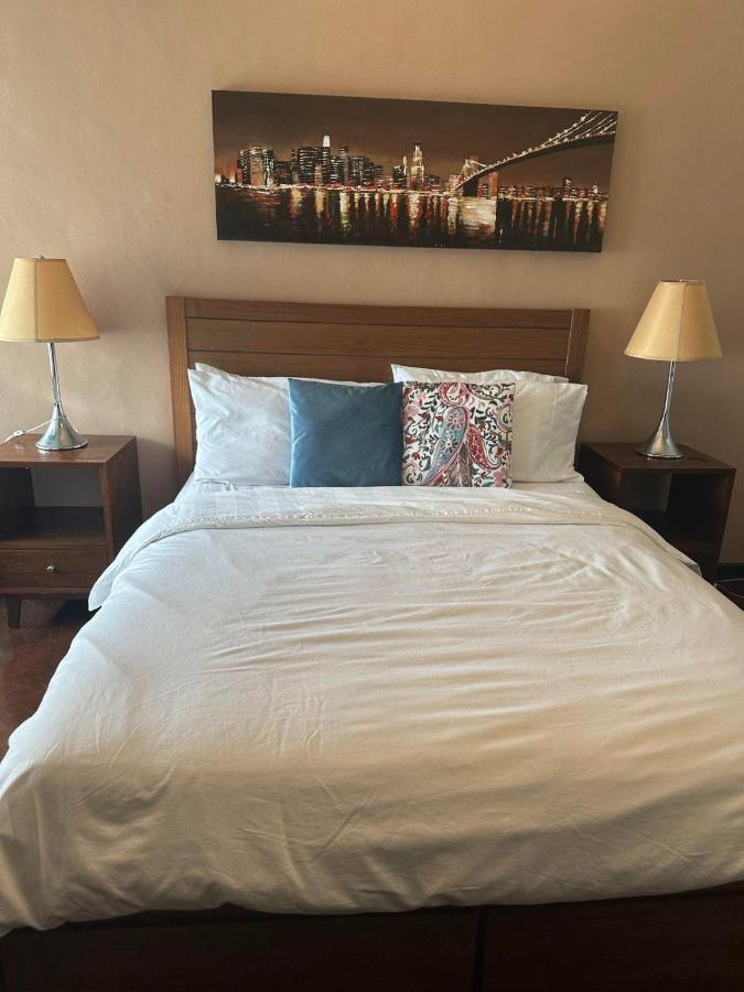 Suites De Marina Manila With Netflix Екстер'єр фото